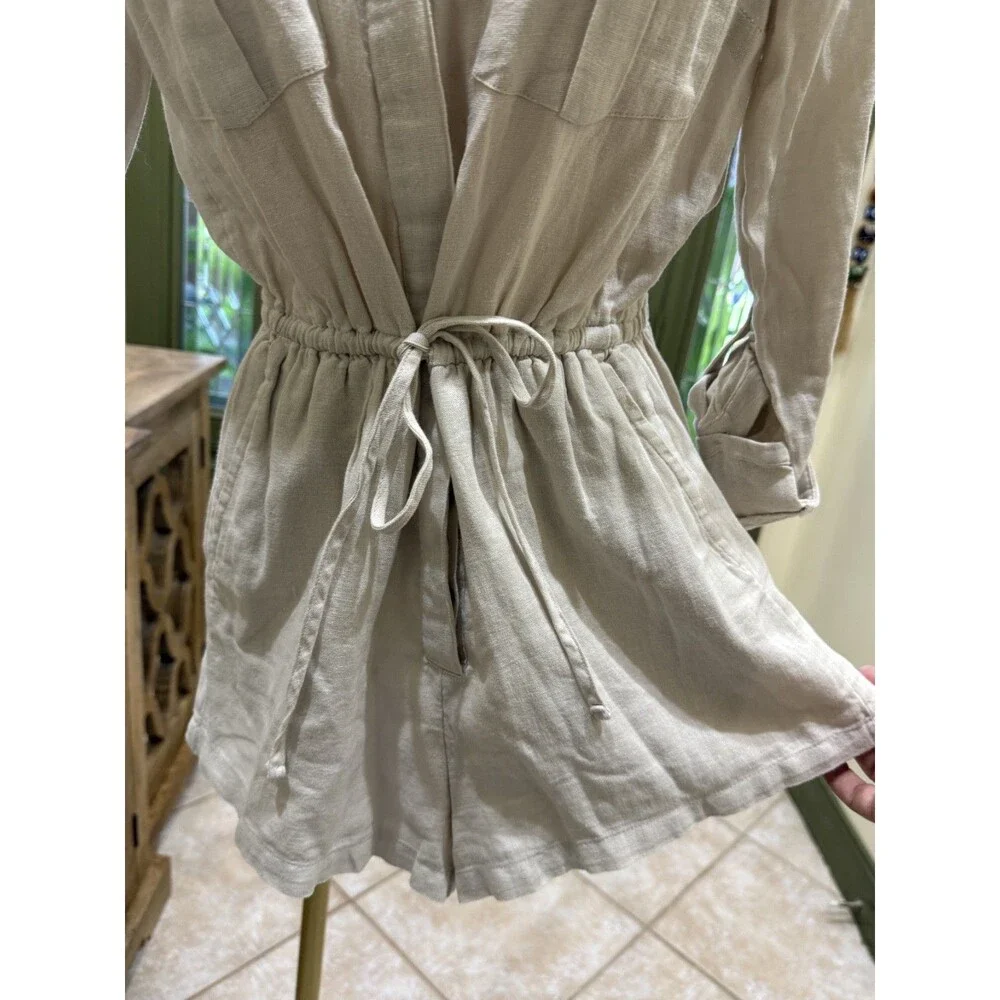 Abercrombie & Fitch Beige Button-Front Romper – Size XSP
